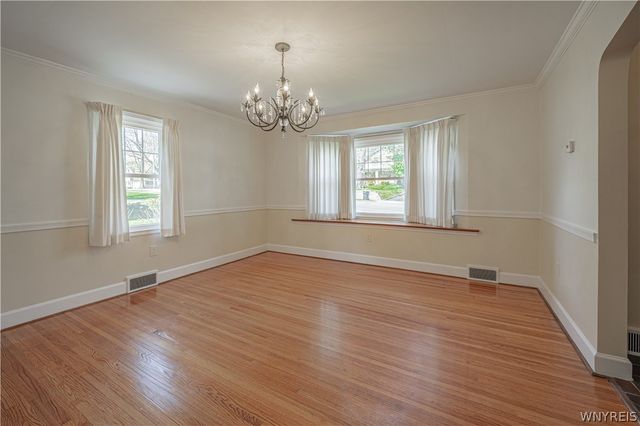 4831 Lewiston Road, Niagara Falls, NY 14305