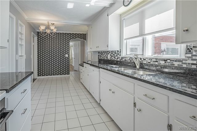 4831 Lewiston Road, Niagara Falls, NY 14305