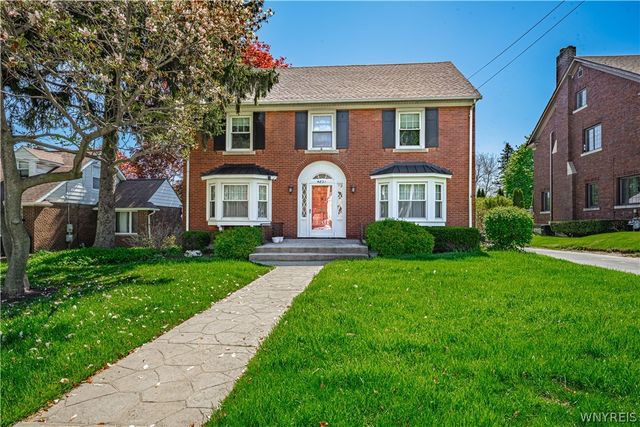 4831 Lewiston Road, Niagara Falls, NY 14305