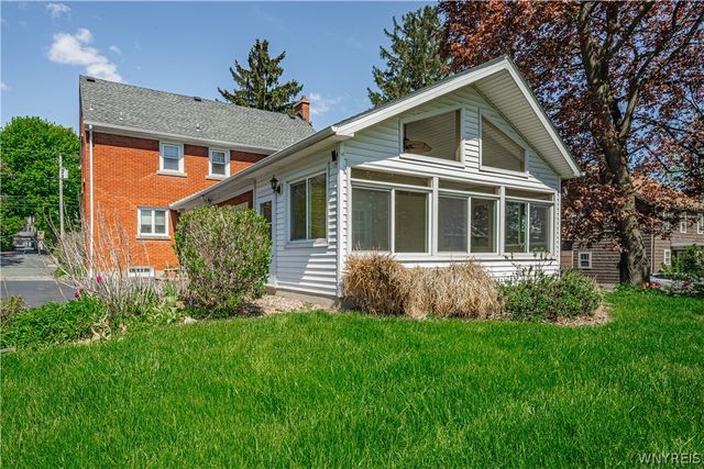 4831 Lewiston Road, Niagara Falls, NY 14305
