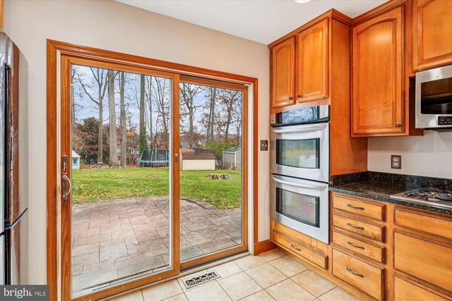 229 GRALAN RD, Baltimore, MD 21228