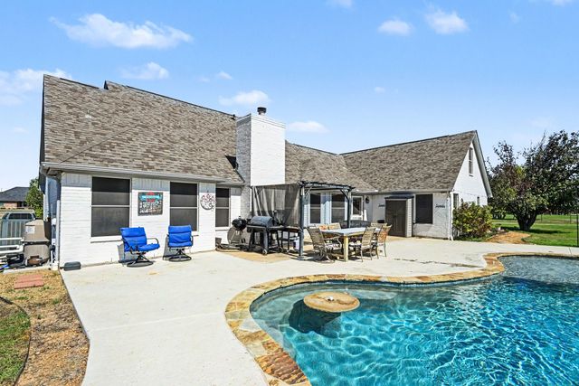 152 Angus Court, Paradise, TX 76073