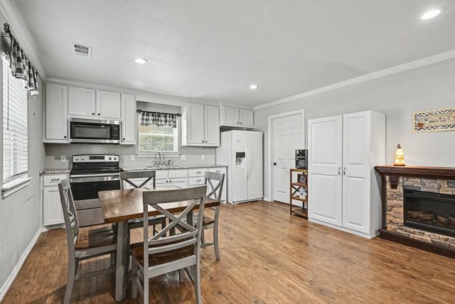 152 Angus Court, Paradise, TX 76073