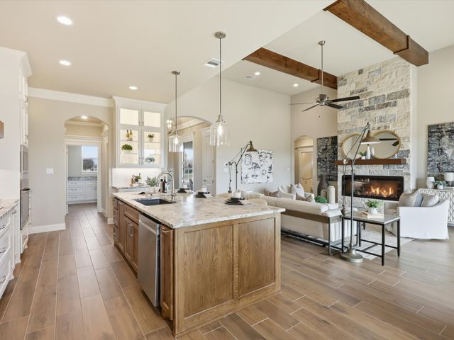 2168 Middlewood Circle, Granbury, TX 76049