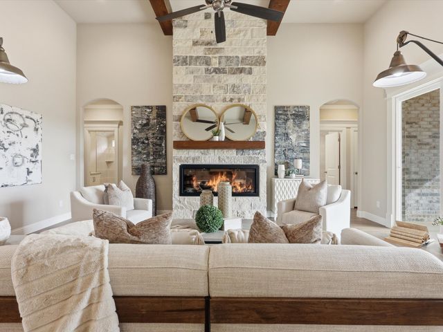 2168 Middlewood Circle, Granbury, TX 76049