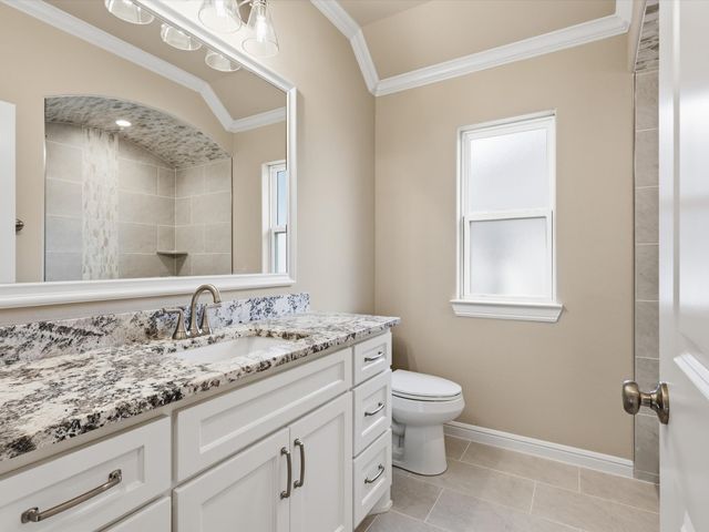 2168 Middlewood Circle, Granbury, TX 76049