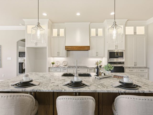 2168 Middlewood Circle, Granbury, TX 76049