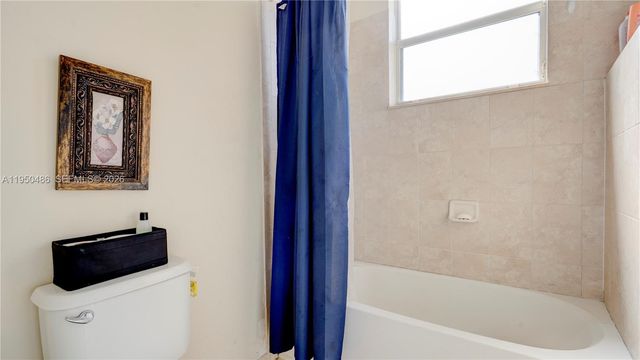 355 NE 31st Ave, Homestead, FL 33033