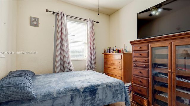 355 NE 31st Ave, Homestead, FL 33033