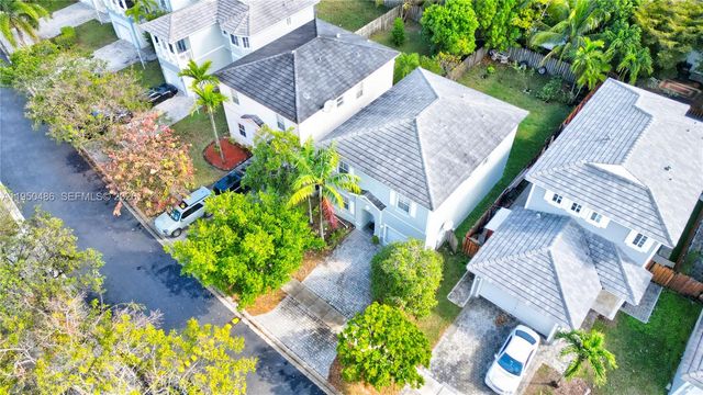 355 NE 31st Ave, Homestead, FL 33033