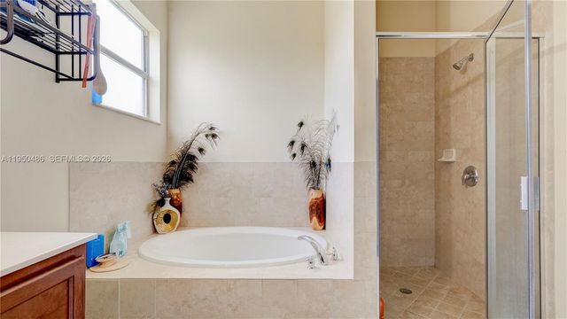 355 NE 31st Ave, Homestead, FL 33033