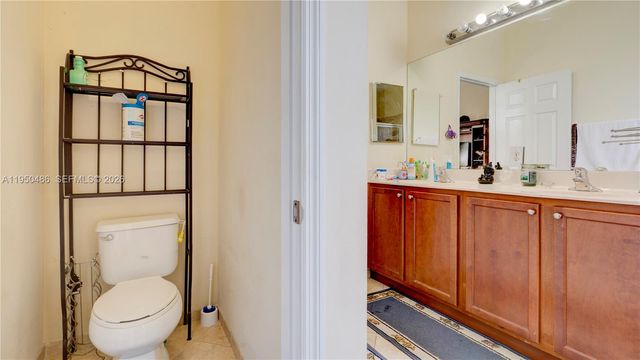 355 NE 31st Ave, Homestead, FL 33033