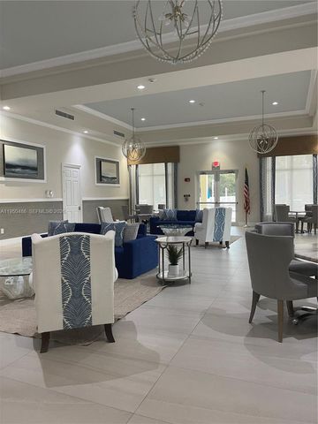 355 NE 31st Ave, Homestead, FL 33033