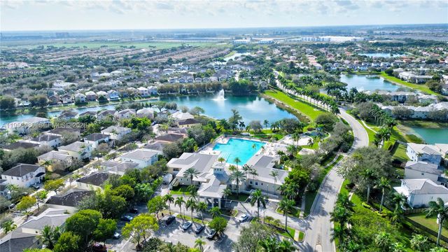 355 NE 31st Ave, Homestead, FL 33033