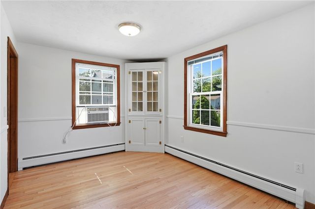 37 Planet Avenue, East Providence, RI 02915