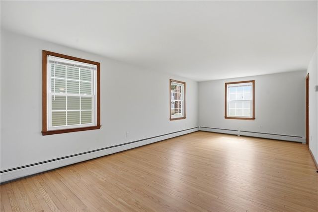 37 Planet Avenue, East Providence, RI 02915