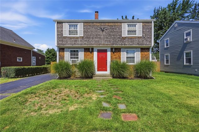 37 Planet Avenue, East Providence, RI 02915