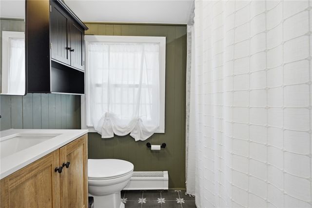 37 Planet Avenue, East Providence, RI 02915