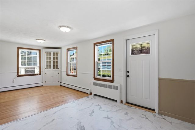 37 Planet Avenue, East Providence, RI 02915