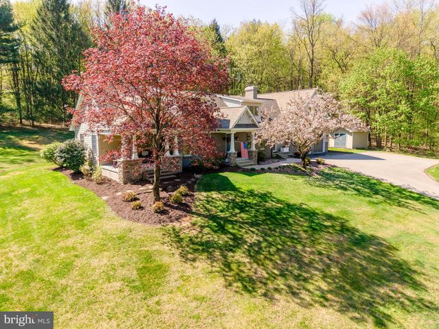 5826 GLEN RD, Coopersburg, PA 18036