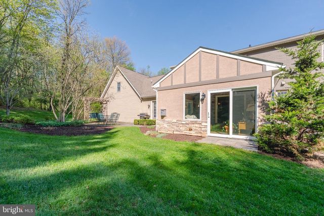 5826 GLEN RD, Coopersburg, PA 18036