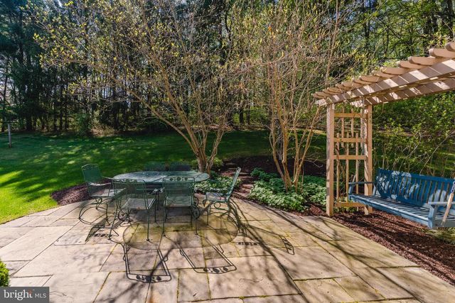 5826 GLEN RD, Coopersburg, PA 18036
