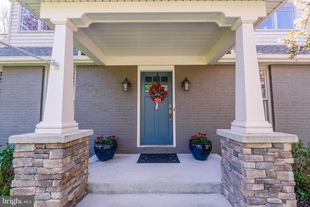 5826 GLEN RD, Coopersburg, PA 18036
