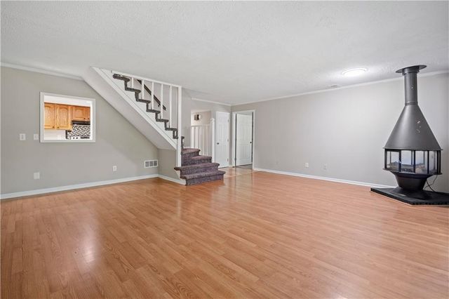 3 Fairway NW Drive, Kennesaw, GA 30144