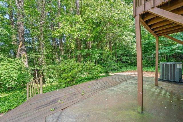 3 Fairway NW Drive, Kennesaw, GA 30144