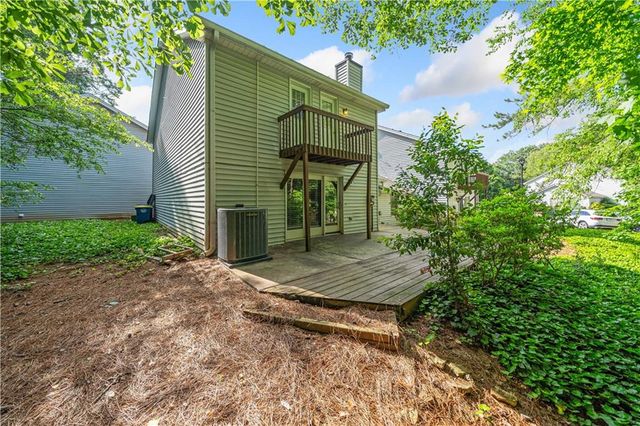 3 Fairway NW Drive, Kennesaw, GA 30144