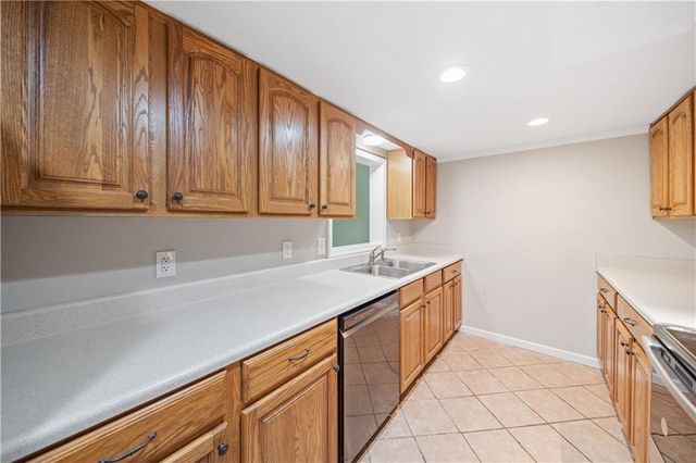 3 Fairway NW Drive, Kennesaw, GA 30144