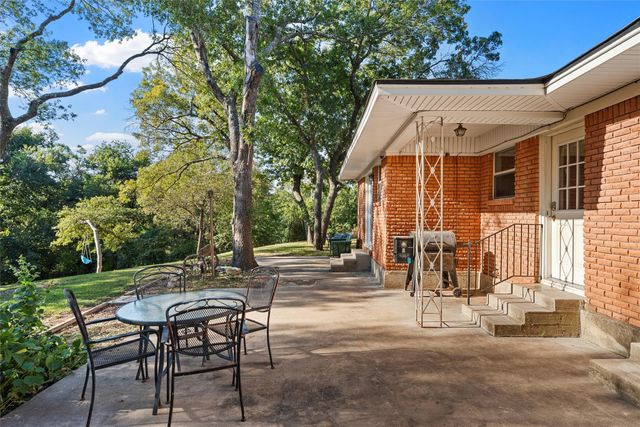 8922 Whippoorwill Drive, Woodway, TX 76712