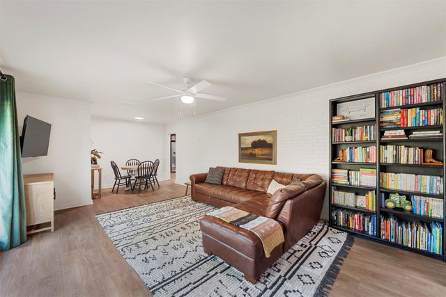 8922 Whippoorwill Drive, Woodway, TX 76712