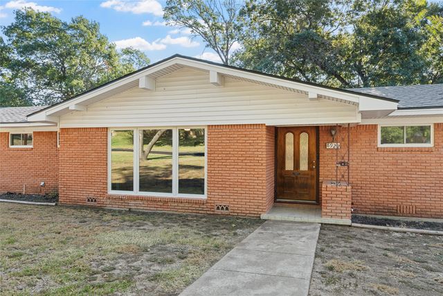 8922 Whippoorwill Drive, Woodway, TX 76712