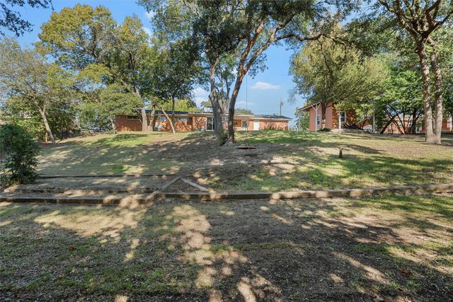 8922 Whippoorwill Drive, Woodway, TX 76712