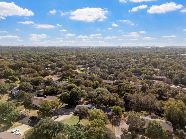 8922 Whippoorwill Drive, Woodway, TX 76712
