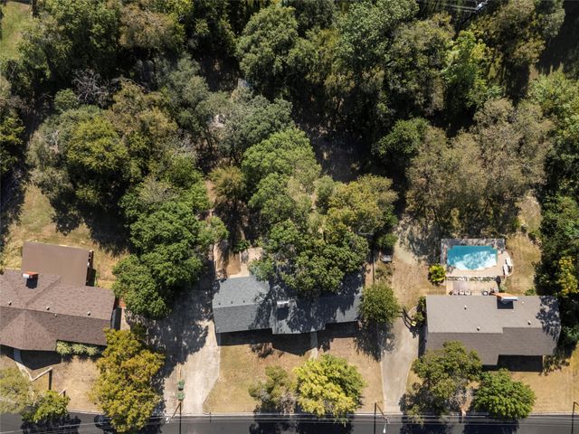 8922 Whippoorwill Drive, Woodway, TX 76712