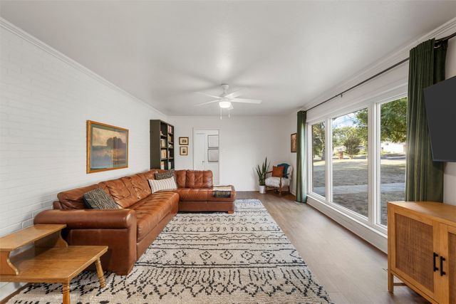 8922 Whippoorwill Drive, Woodway, TX 76712