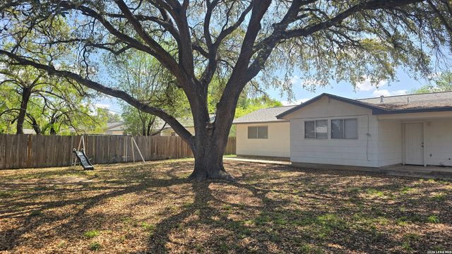 443 Yukon, San Antonio, TX 78221
