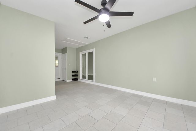 6214 Diamond Court, Texas City, TX 77591