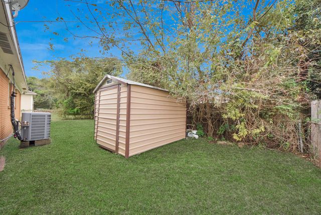 6214 Diamond Court, Texas City, TX 77591