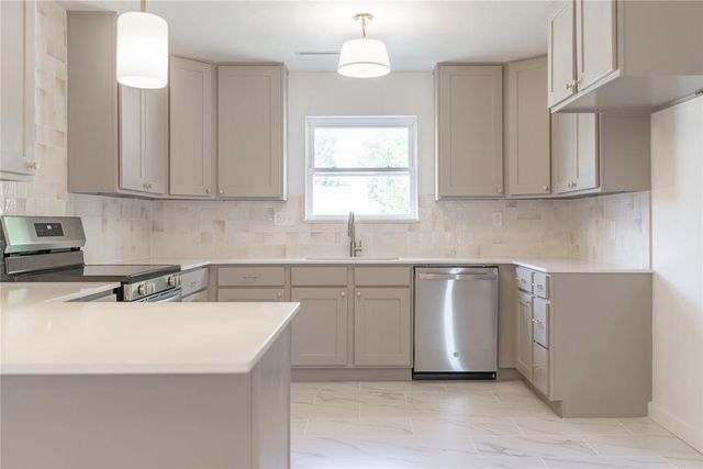 601 Country Club Circle, Oklahoma City, OK 73110