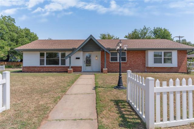 601 Country Club Circle, Oklahoma City, OK 73110