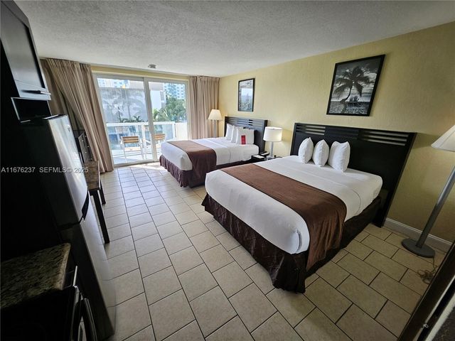 19201 Collins Avenue 237, Sunny Isles Beach, FL 33160