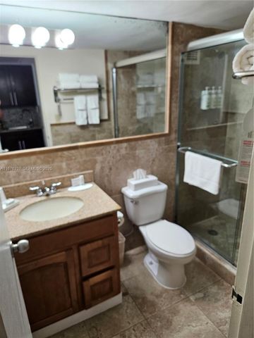 19201 Collins Avenue 237, Sunny Isles Beach, FL 33160