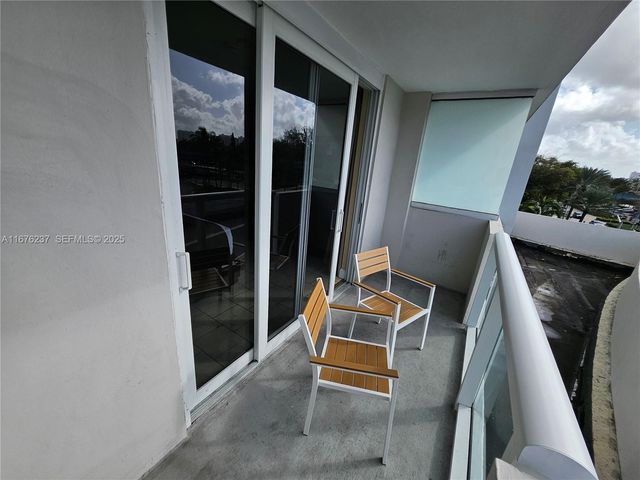 19201 Collins Avenue 237, Sunny Isles Beach, FL 33160