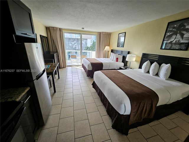 19201 Collins Avenue 237, Sunny Isles Beach, FL 33160