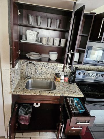 19201 Collins Avenue 237, Sunny Isles Beach, FL 33160