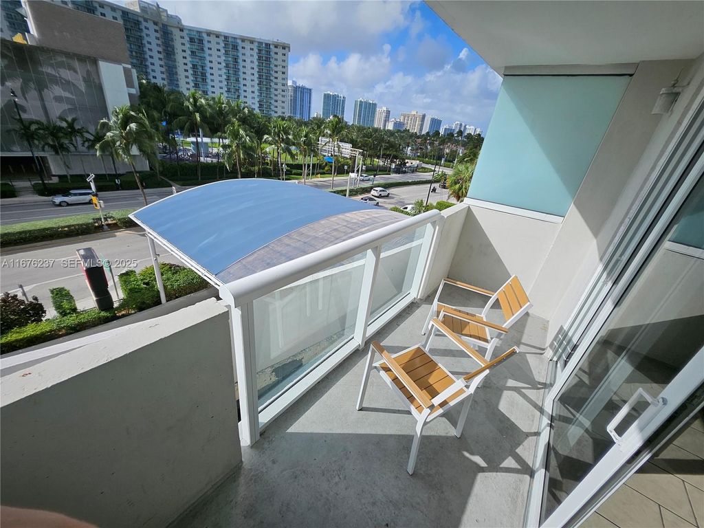 19201 Collins Avenue 237, Sunny Isles Beach, FL 33160