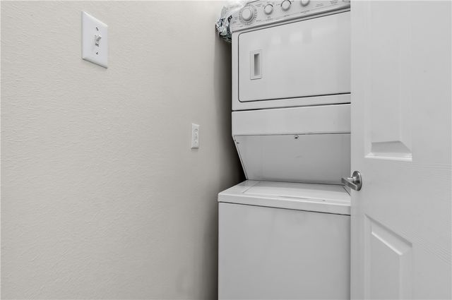1001 Krenek Tap Road 1404, College Station, TX 77840